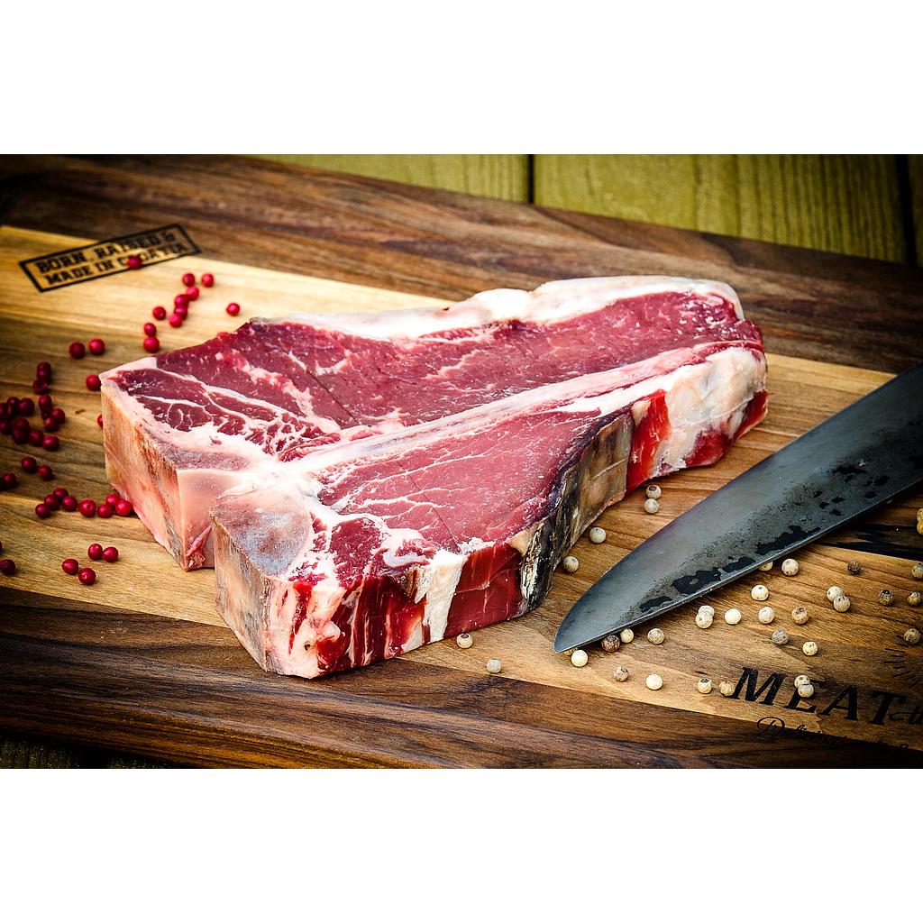 T Bone DryAged 700g MEAT the KING Delicious cuts and meat products
